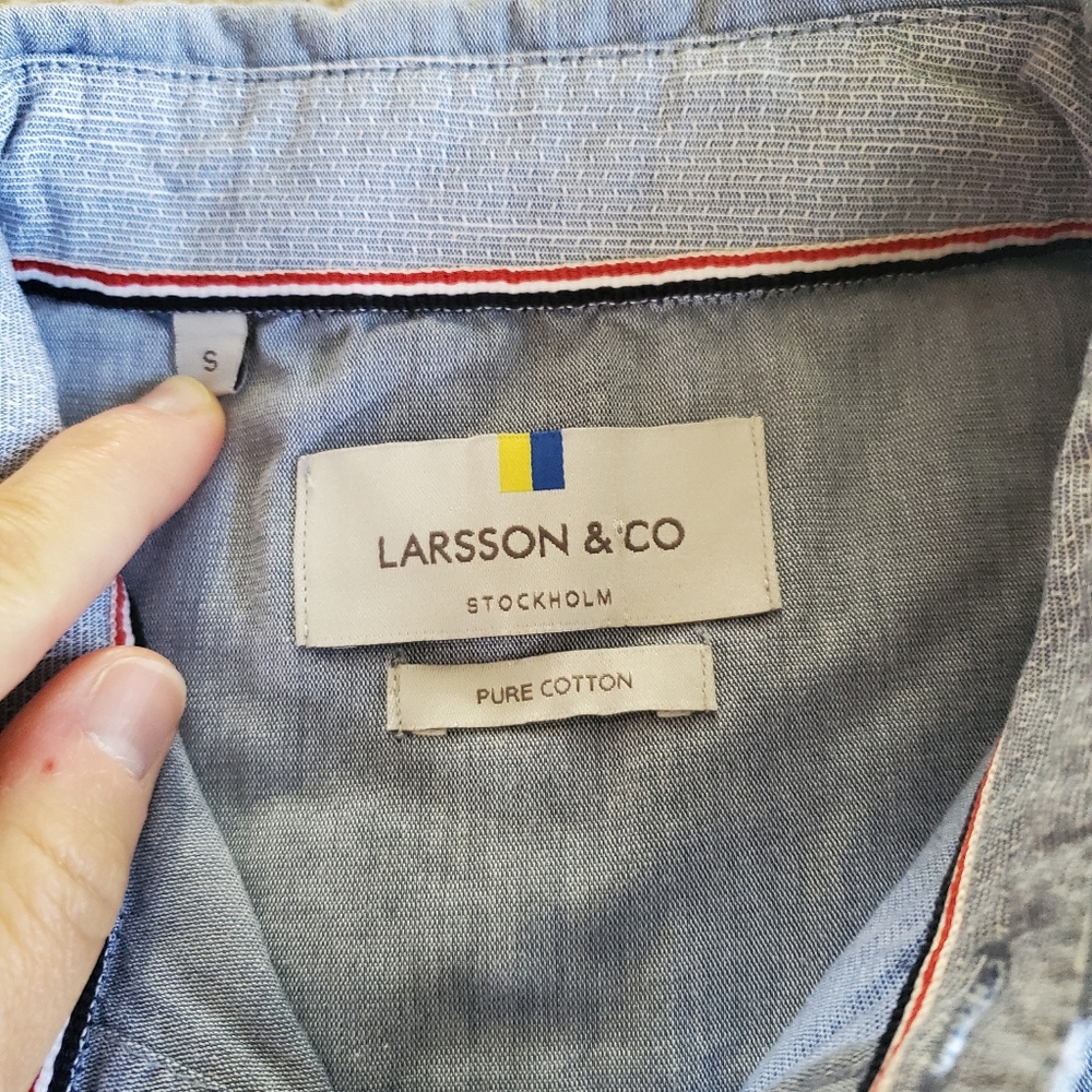 NWOT button down - Picture 3 of 4
